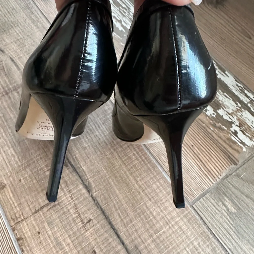 EUC JIMMY CHOO Black Patent Leather high heel pumps, size 38 7.5 Like New - Picture 8 of 10